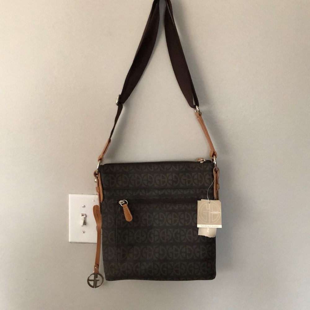 Giani Bernini pocket book, brown logo print